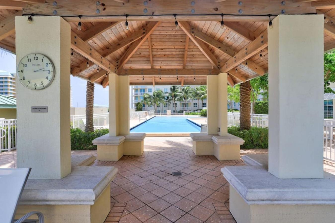 1Br Rooftop Pool-10 Min Walk To Beach Boynton Beach Extérieur photo